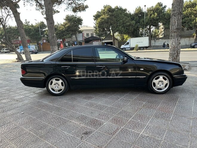 Mercedes E 240 1998, 321,123 km - 2.4 l - Bakı