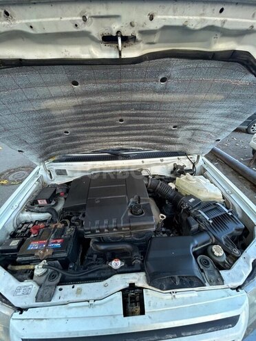 Mitsubishi Pajero io 2000, 500,000 km - 2.0 л - Bakı