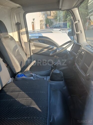 Isuzu  2012, 250,000 km - 5.2 l - Bakı