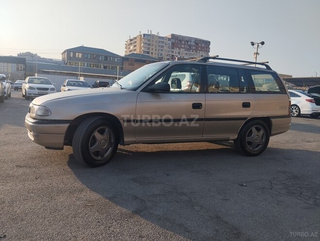 Opel Astra 1997, 500,000 km - 1.6 l - Bakı