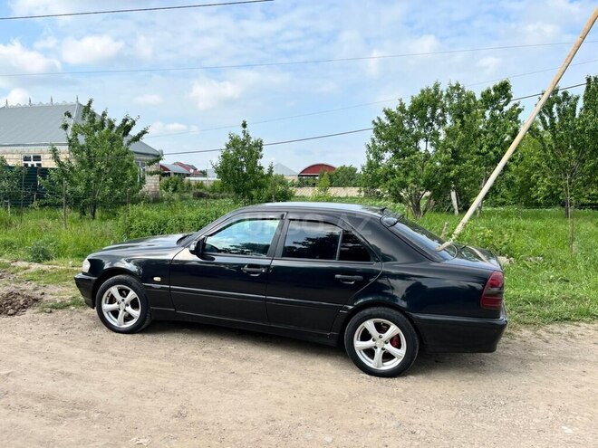 Mercedes C 180 1997, 322,000 km - 1.8 l - Tovuz