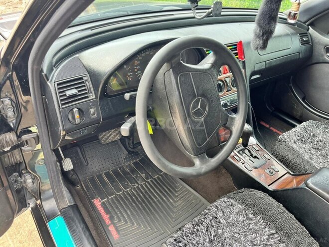 Mercedes C 180 1997, 322,000 km - 1.8 l - Tovuz