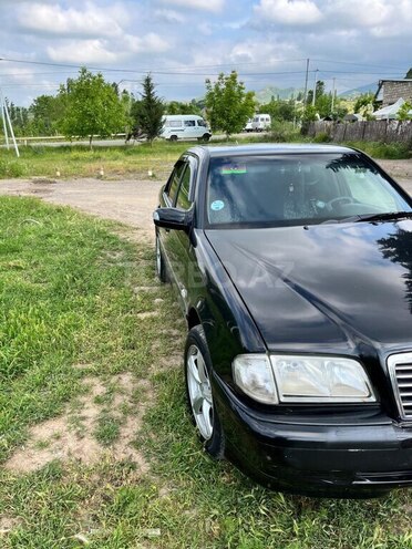 Mercedes C 180 1997, 322,000 km - 1.8 l - Tovuz