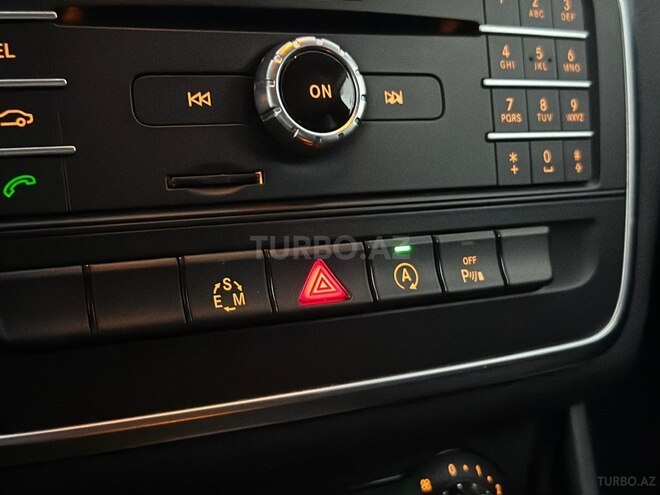 Mercedes  2015, 218,000 km - 1.5 l - Bakı