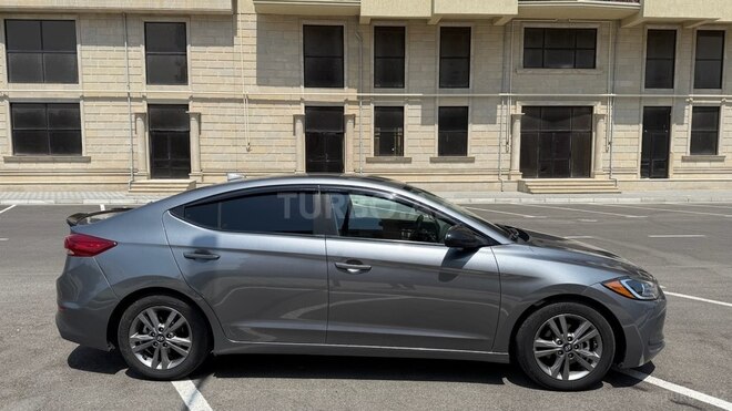Hyundai Elantra 2018, 217,261 km - 2.0 l - Bakı