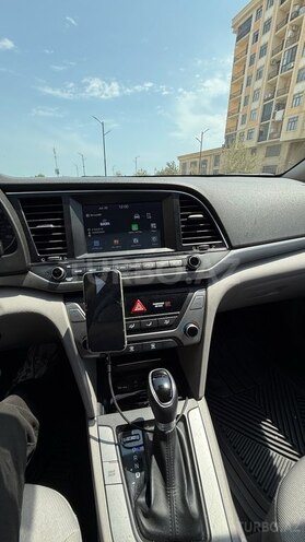 Hyundai Elantra 2018, 217,261 km - 2.0 l - Bakı