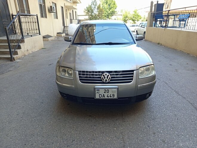 Volkswagen Passat 2003, 228,000 km - 1.8 l - Bakı