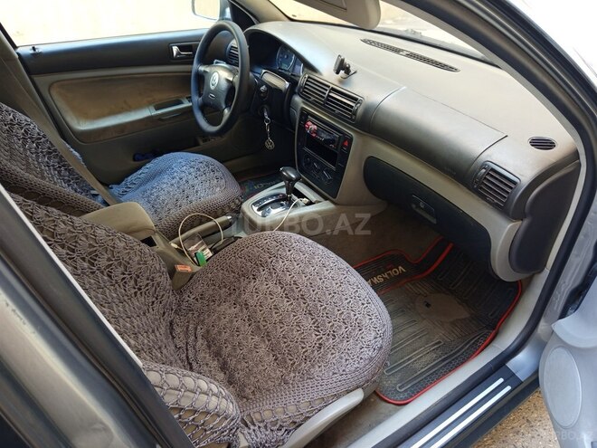 Volkswagen Passat 2003, 228,000 km - 1.8 l - Bakı
