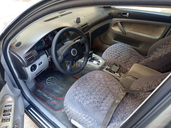 Volkswagen Passat 2003, 228,000 km - 1.8 l - Bakı