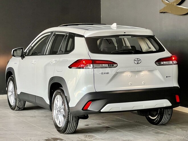 Toyota Corolla Cross 2025, 0 km - 2.0 л - Bakı