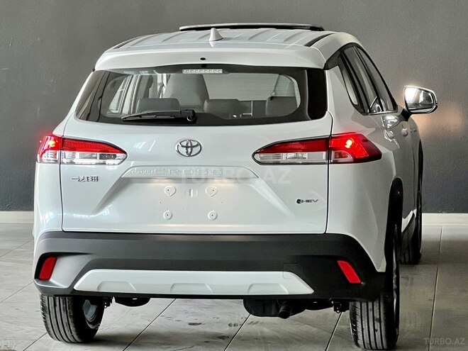 Toyota Corolla Cross 2025, 0 km - 2.0 л - Bakı
