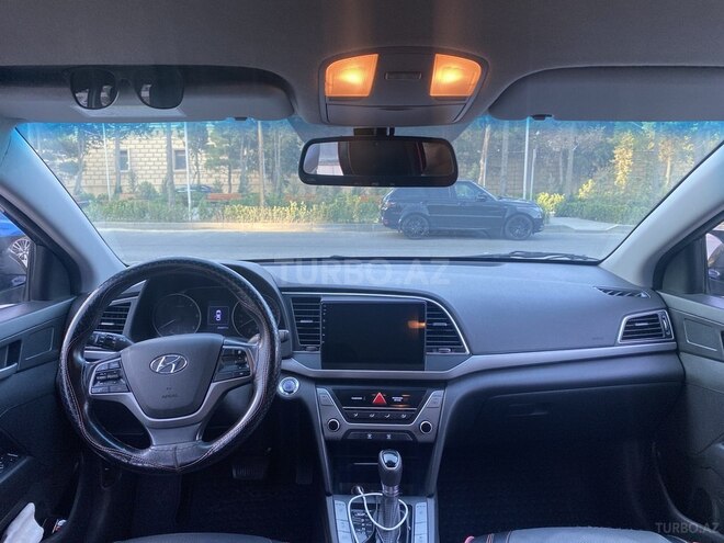 Hyundai Avante 2015, 254,400 km - 1.6 l - Bakı
