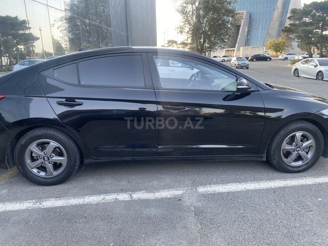 Hyundai Avante 2015, 254,400 km - 1.6 l - Bakı