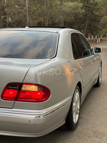 Mercedes E 280 2000, 325,000 km - 2.8 l - Xırdalan
