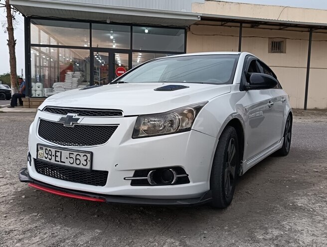 Chevrolet Cruze 2012, 300,000 km - 1.6 л - Goranboy