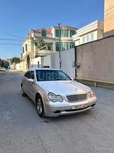 Mercedes C 240 2001, 320,000 km - 2.6 l - Bakı