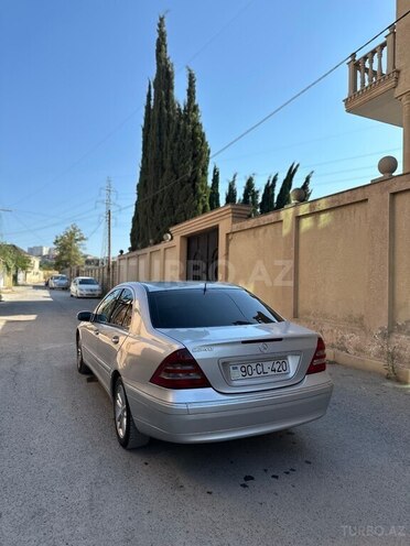 Mercedes C 240 2001, 320,000 km - 2.6 l - Bakı