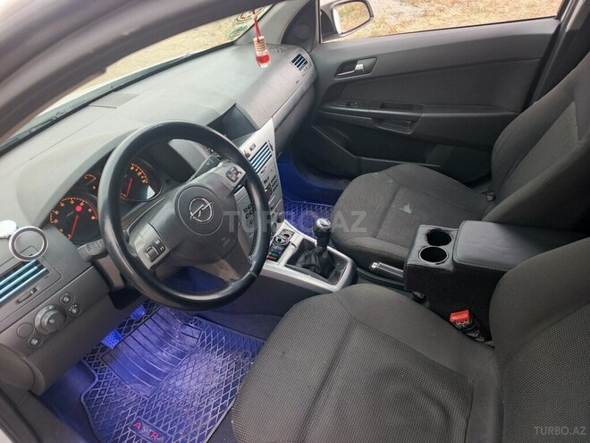 Opel Astra 2009, 286,043 km - 1.4 l - Gəncə