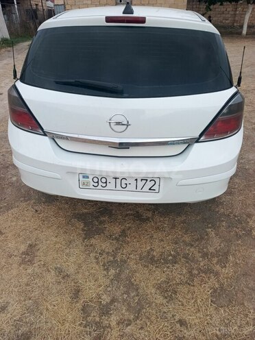 Opel Astra 2009, 286,043 km - 1.4 l - Gəncə