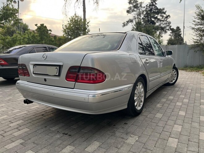 Mercedes E 220 d 2000, 680,000 km - 2.2 л - İmişli