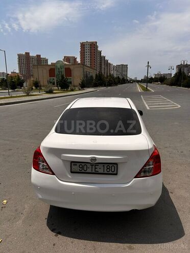Nissan Sunny 2014, 218,000 km - 1.5 l - Bakı