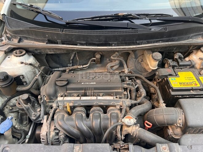Hyundai Accent 2013, 176,000 km - 1.4 l - Bakı