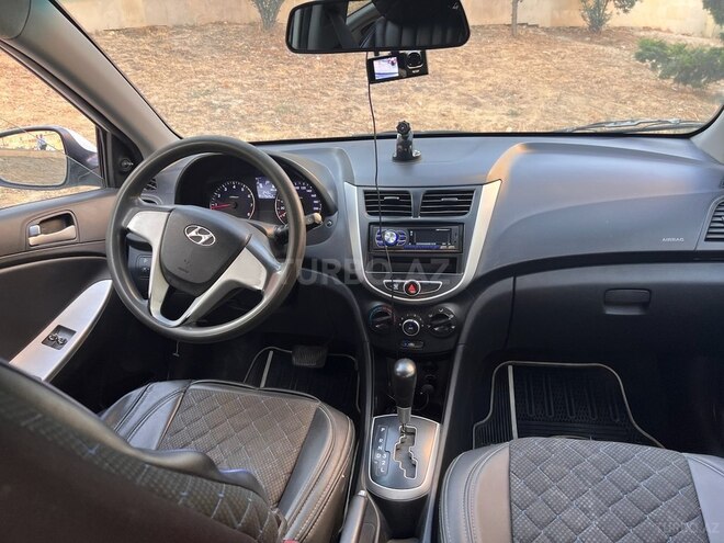 Hyundai Accent 2013, 176,000 km - 1.4 l - Bakı