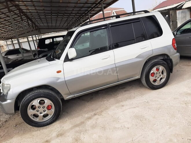 Mitsubishi Pajero io 2000, 500,000 km - 2.0 л - Bakı