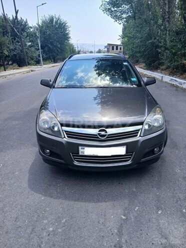 Opel Astra 2009, 173,123 km - 1.4 l - Şəki
