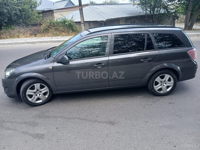 Opel Astra 2009, 173,123 km - 1.4 l - Şəki