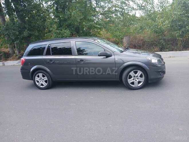 Opel Astra 2009, 173,123 km - 1.4 l - Şəki