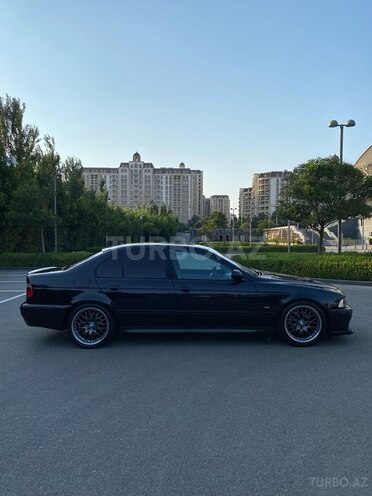 BMW 530 2002, 437,000 km - 3.0 л - Bakı