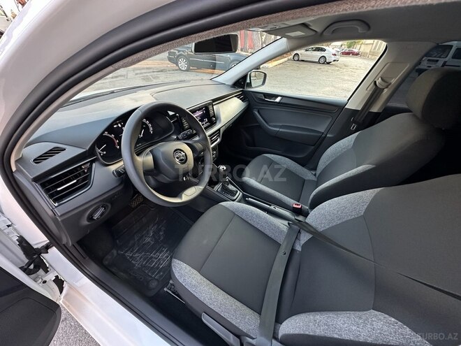 Skoda Rapid 2021, 131,000 km - 1.6 l - Bakı