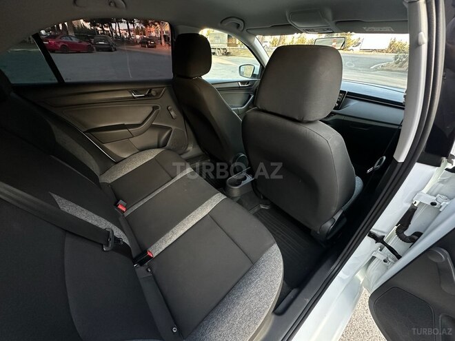 Skoda Rapid 2021, 131,000 km - 1.6 l - Bakı