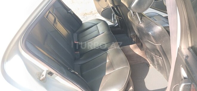 Mercedes C 230 1998, 243,373 km - 2.3 l - Zaqatala