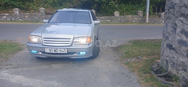 Mercedes C 230 1998, 243,373 km - 2.3 l - Zaqatala