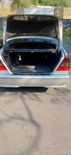 Mercedes C 230 1998, 243,373 km - 2.3 l - Zaqatala