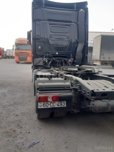 Mercedes Actros 1848 2014, 830,000 km - 13.0 l - Bakı