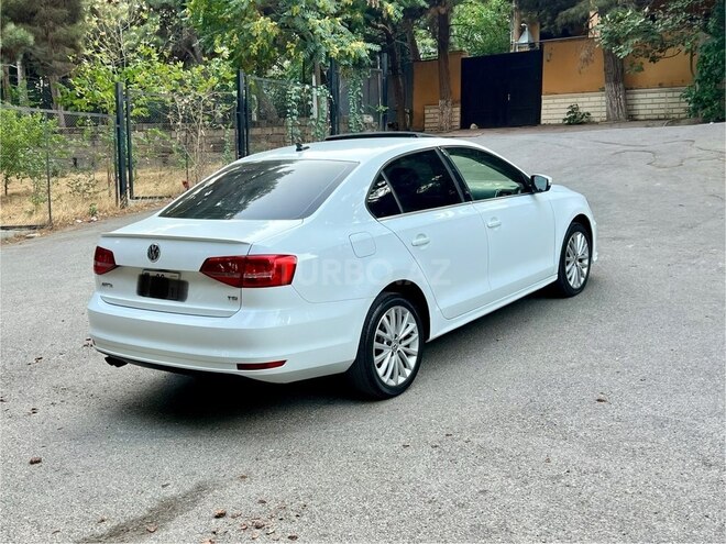Volkswagen Jetta 2015, 132,450 km - 1.8 l - Bakı