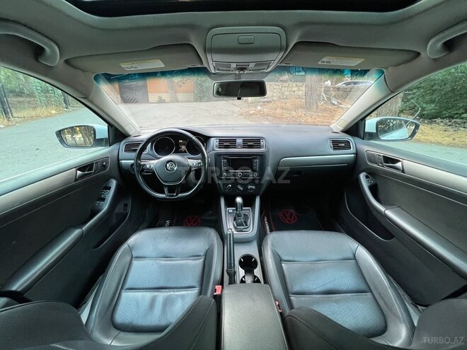 Volkswagen Jetta 2015, 132,450 km - 1.8 l - Bakı
