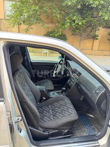 Mercedes C 200 2000, 236,846 km - 2.0 l - Bakı