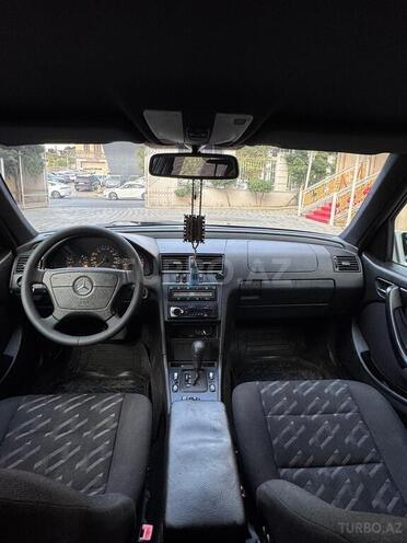 Mercedes C 200 2000, 236,846 km - 2.0 l - Bakı