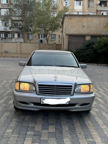 Mercedes C 200 2000, 236,846 km - 2.0 l - Bakı