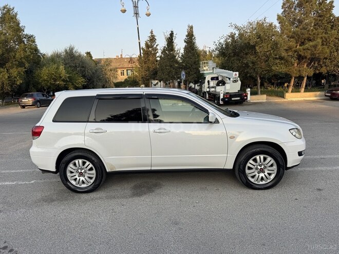 Mitsubishi Airtrek 2001, 356,000 km - 2.0 л - Sumqayıt