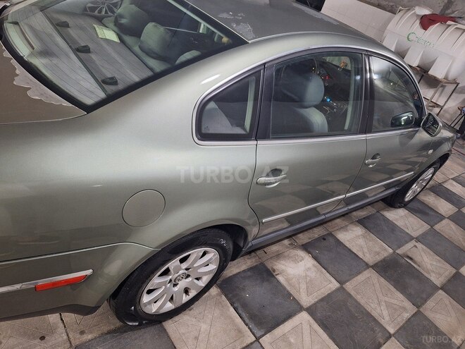 Volkswagen Passat 2001, 329,916 km - 1.8 l - Bakı