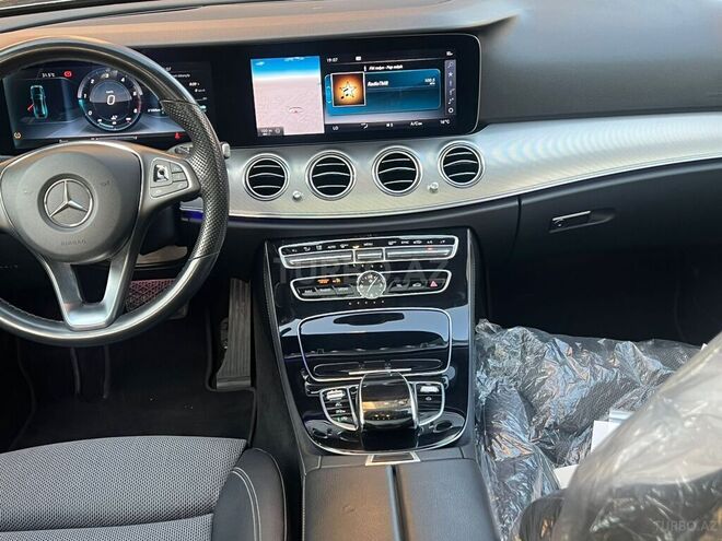 Mercedes E 220 d 2017, 106,000 km - 2.0 l - Bakı