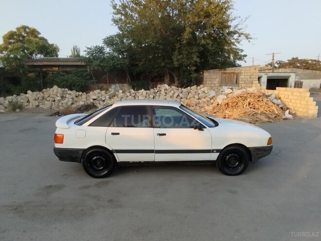 Audi 80 1987, 220,000 km - 1.8 l - Sumqayıt