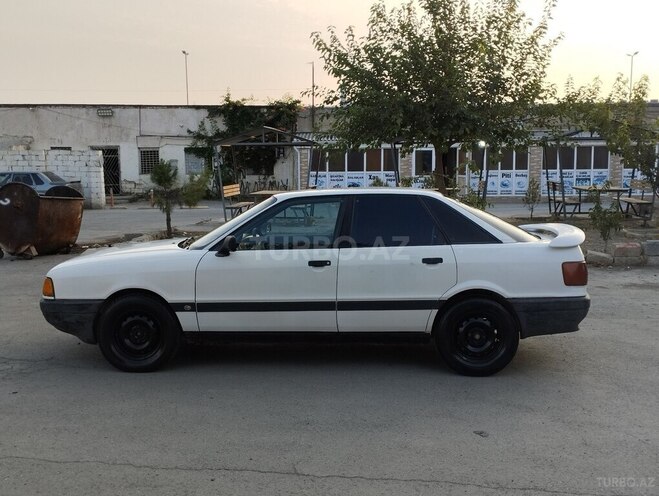 Audi 80 1987, 220,000 km - 1.8 l - Sumqayıt