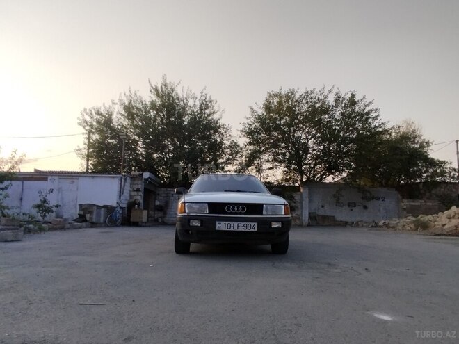 Audi 80 1987, 220,000 km - 1.8 l - Sumqayıt