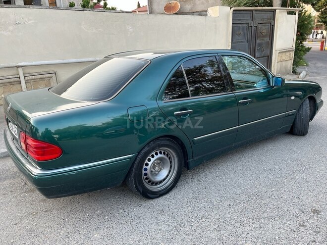 Mercedes E 240 1998, 240,000 km - 2.4 l - Bakı